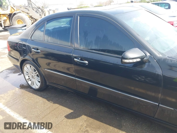 2008 Mercedes-Benz E-Class Luxury 3.5L with VIN WDBUF56XX8B264584, listed as a IAAI auction lot 41777477 with 144,428 mi miles. Bid and sale history available at carsss.com. Image 13.