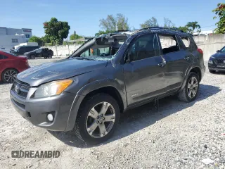 2010 Toyota RAV4 Sport z VIN 2T3WF4DV7AW027540, wystawiony jako Copart lot #63681025 z przebiegiem 150 546 mil mil oraz Szkoda całkowita • Salvage title. Historia ofert i sprzedaży dostępna na DreamBid. Obrazek 1.