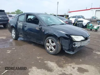 2006 Saturn ION z VIN 1G8AM15F36Z112883, wystawiony jako IAAI lot #42219902 z przebiegiem 221 769 mil mil oraz . Historia ofert i sprzedaży dostępna na DreamBid. Obrazek 1.