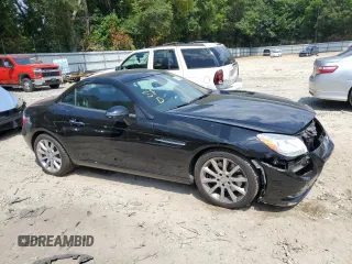 2016 Mercedes-Benz SLK 300 z VIN WDDPK3JAXGF123688, wystawiony jako Copart lot #64888383 z przebiegiem 81 733 mil mil oraz . Historia ofert i sprzedaży dostępna na DreamBid. Obrazek 4.