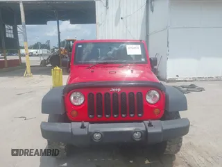 2015 Jeep Wrangler Unlimited Sport RHD with VIN 1C4BJWKG4FL679572, listed as a IAAI auction lot 42568920 with 183,907 mi miles and . Bid and sale history available at DreamBid. Image 12.