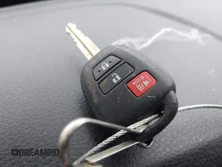 2021 Toyota Tacoma SR z VIN 3TMCZ5AN5MM417384, wystawiony jako IAAI lot #41617168 z przebiegiem 55 969 mil mil oraz . Historia ofert i sprzedaży dostępna na DreamBid. Obrazek 11.