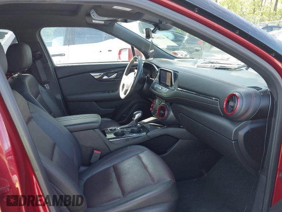 2019 Chevrolet Blazer RS z VIN 3GNKBJRS7KS693603, wystawiony jako IAAI lot #42342389 z przebiegiem 54 641 mil mil oraz . Historia ofert i sprzedaży dostępna na DreamBid. Obrazek 5.