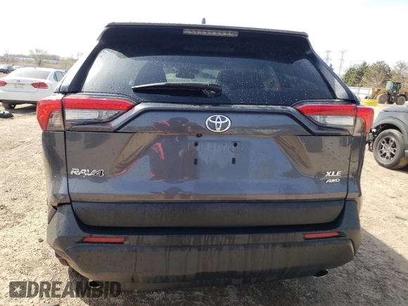 2023 Toyota RAV4 XLE Premium z VIN 2T3A1RFV3PC346205, wystawiony jako Copart lot #53390755 z przebiegiem 30 224 mil mil oraz Szkoda całkowita • Salvage title. Historia ofert i sprzedaży dostępna na DreamBid. Obrazek 6.