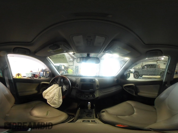 2010 Toyota RAV4 Limited z VIN 2T3DK4DV1AW034891, wystawiony jako IAAI lot #42645241 z przebiegiem 143 740 mil mil oraz . Historia ofert i sprzedaży dostępna na DreamBid. Obrazek 18.