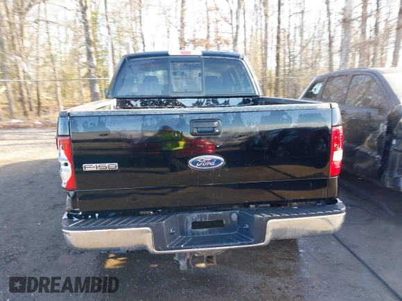 2004 Ford F-150 XLT with VIN 1FTPW14574KC88182, listed as a IAAI auction lot 41864915 with 189,626 mi miles. Bid and sale history available at carsss.com. Image 16.