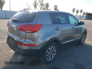 2015 Kia Sportage LX with VIN KNDPB3AC1F7767410, listed as a IAAI auction lot 41815807 with 128,222 mi miles and . Bid and sale history available at carsss.com. Image 4.