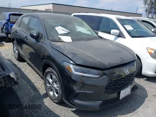 2025 Honda HR-V LX with VIN 3CZRZ1H35SM754698, listed as a IAAI auction lot 42780036 with Not provided miles and . Bid and sale history available at DreamBid. Image 1.