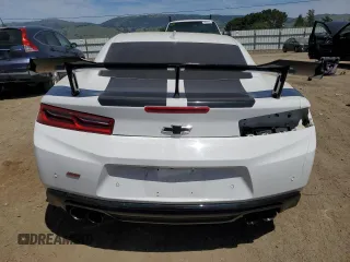 2018 Chevrolet Camaro 2SS z VIN 1G1FH1R74J0104011, wystawiony jako Copart lot #53425805 z przebiegiem 35 807 mil mil oraz Szkoda całkowita • Salvage title. Historia ofert i sprzedaży dostępna na DreamBid. Obrazek 6.