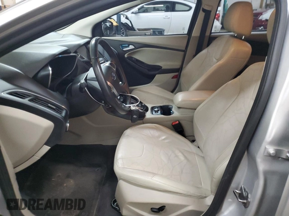 2013 Ford Focus Electric with VIN 1FADP3R43DL263548, listed as a Copart auction lot 85517014 with 74,398 mi miles and Clean title. Bid and sale history available at DreamBid. Image 7.