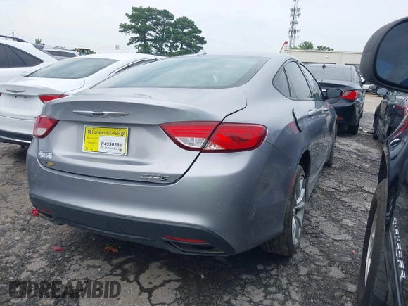 2015 Chrysler 200 S z VIN 1C3CCCBB4FN724861, wystawiony jako IAAI lot #39997320 z przebiegiem 113 501 mil mil oraz . Historia ofert i sprzedaży dostępna na DreamBid. Obrazek 4.