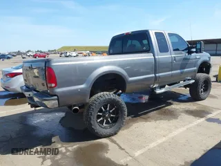 2002 Ford Super Duty F-250 XL with VIN 1FTNX21F52EA94446, listed as a IAAI auction lot 42078310 with 197,605 mi miles. Bid and sale history available at carsss.com. Image 4.