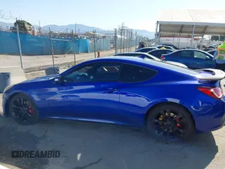 2013 Hyundai Genesis Coupe Grand Touring with VIN KMHHU6KJ5DU092555, listed as a IAAI auction lot 41959840 with 52,016 mi miles and . Bid and sale history available at DreamBid. Image 14.