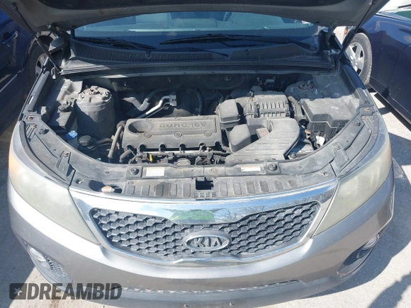 2011 Kia Sorento LX with VIN 5XYKT3A15BG126618, listed as a IAAI auction lot 41929422 with 192,781 mi miles. Bid and sale history available at carsss.com. Image 10.