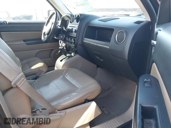 2014 Jeep Patriot High Altitude with VIN 1C4NJPFA7ED851059, listed as a IAAI auction lot 41306629 with 156,270 mi miles and . Bid and sale history available at carsss.com. Image 5.