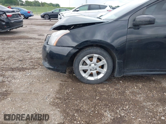 2012 Nissan Sentra 2.0 z VIN 3N1AB6AP0CL646873, wystawiony jako IAAI lot #42375751 z przebiegiem 142 415 mil mil oraz . Historia ofert i sprzedaży dostępna na DreamBid. Obrazek 6.