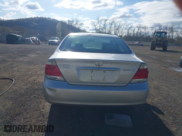 2004 Toyota Camry LE with VIN 4T1BE32K64U282875, listed as a IAAI auction lot 42038006 with 238,605 mi miles. Bid and sale history available at carsss.com. Image 17.
