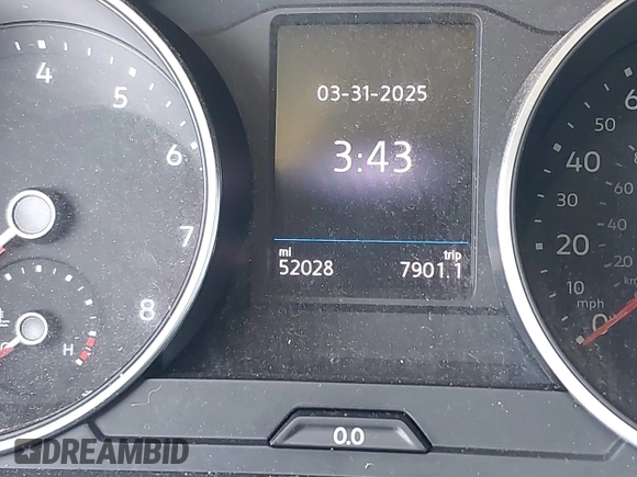 2020 Volkswagen Tiguan SE with VIN 3VV3B7AX8LM077472, listed as a IAAI auction lot 41933521 with 52,028 mi miles and . Bid and sale history available at DreamBid. Image 15.