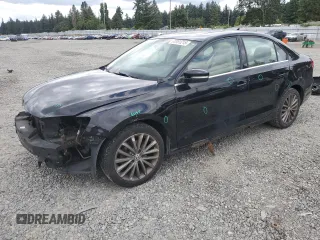 2011 Volkswagen Jetta SEL с VIN 3VWLZ7AJ1BM304504, выставлен на аукционе Copart как лот 60991215 с пробегом 189 148 миль миль и Списание • Salvage title. История ставок и продаж доступна на DreamBid. Изображение 1.