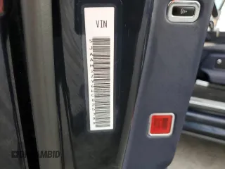 2019 Bentley Bentayga V8 z VIN SJAAM2ZV6KC025300, wystawiony jako Copart lot #81313854 z przebiegiem 2 982 mil mil oraz Szkoda całkowita • Salvage title. Historia ofert i sprzedaży dostępna na DreamBid. Obrazek 13.