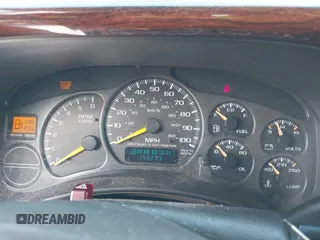 2000 Chevrolet Silverado 1500 LS with VIN 2GCEC19T4Y1405522, listed as a IAAI auction lot 42072973 with 140,293 mi miles and . Bid and sale history available at DreamBid. Image 7.