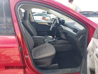 2022 Ford Escape SE with VIN 1FMCU0G69NUB54973, listed as a IAAI auction lot 42476092 with 42,838 mi miles and . Bid and sale history available at DreamBid. Image 5.
