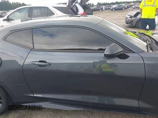 2023 Chevrolet Camaro ZL1 with VIN 1G1FK1R60P0102922, listed as a IAAI auction lot 40429422 with 49,272 mi miles and . Bid and sale history available at DreamBid. Image 13.
