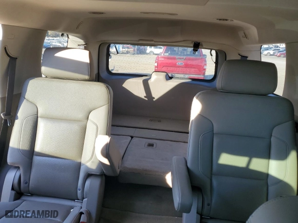 2017 GMC Yukon SLT with VIN 1GKS2BKC0HR143855, listed as a Copart auction lot 84262704 with 132,526 mi miles and Salvage Title. Bid and sale history available at carsss.com. Image 10.