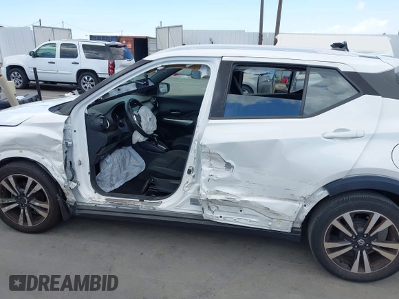 2020 Nissan Kicks SV with VIN 3N1CP5CV3LL483605, listed as a IAAI auction lot 42261522 with 53,381 mi miles and . Bid and sale history available at DreamBid. Image 15.
