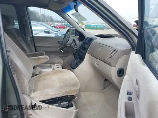 2004 Kia Sedona LX with VIN KNDUP131546543841, listed as a IAAI auction lot 41541012 with 112,122 mi miles. Bid and sale history available at carsss.com. Image 5.