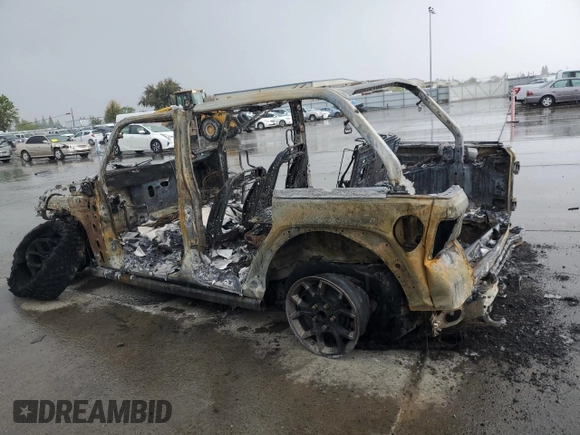 2024 Jeep Wrangler Willys с VIN 1C4RJXN6XRW310449, выставлен на аукционе Copart как лот 51261035 с пробегом Не указан миль и На запчасти • Non repairable. История ставок и продаж доступна на DreamBid. Изображение 2.