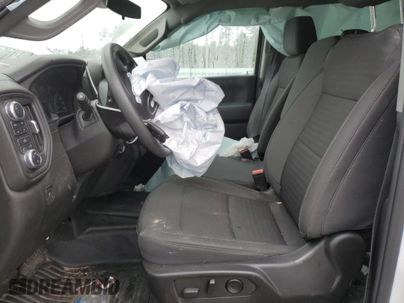 2022 GMC Sierra 1500 with VIN 1GTUUAEDXNZ561395, listed as a Copart auction lot 43474525 with 52,998 mi miles and Salvage Title. Bid and sale history available at DreamBid. Image 7.