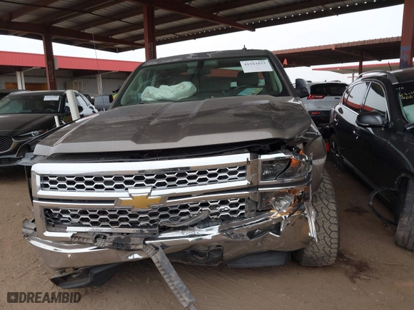 2014 Chevrolet Silverado 1500 LT with VIN 3GCUKREH6EG381743, listed as a IAAI auction lot 41583823 with 141,671 mi miles. Bid and sale history available at carsss.com. Image 6.