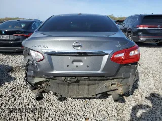 2017 Nissan Altima SV with VIN 1N4AL3AP2HC216327, listed as a Copart auction lot 51010645 with 192,688 mi miles and Salvage Title. Bid and sale history available at carsss.com. Image 6.