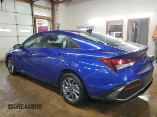 2024 Hyundai Elantra SEL z VIN KMHLM4DG7RU821582, wystawiony jako Copart lot #60502485 z przebiegiem 27 736 mil mil oraz Nie do naprawy • Non repairable. Historia ofert i sprzedaży dostępna na DreamBid. Obrazek 2.