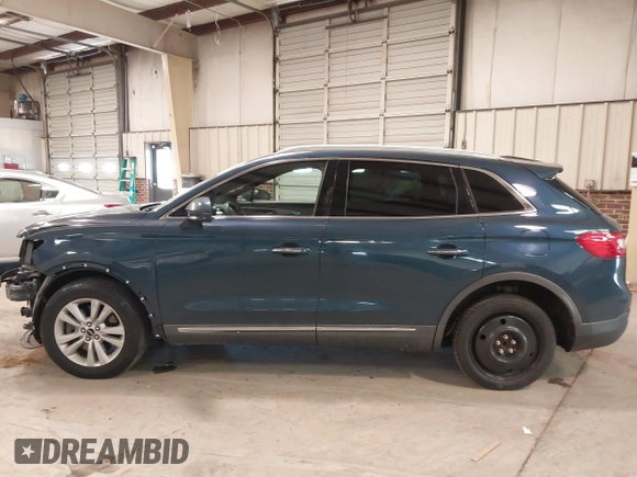 2016 Lincoln MKX Premiere with VIN 2LMTJ6JR3GBL51522, listed as a IAAI auction lot 41625838 with 161,271 mi miles. Bid and sale history available at carsss.com. Image 15.