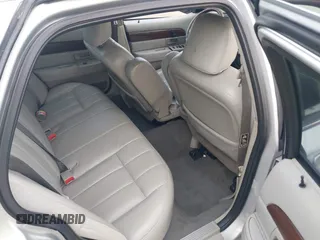 2003 Mercury Grand Marquis LS Premium z VIN 2MEFM75W03X658118, wystawiony jako IAAI lot #42435812 z przebiegiem 174 893 mil mil oraz . Historia ofert i sprzedaży dostępna na DreamBid. Obrazek 8.
