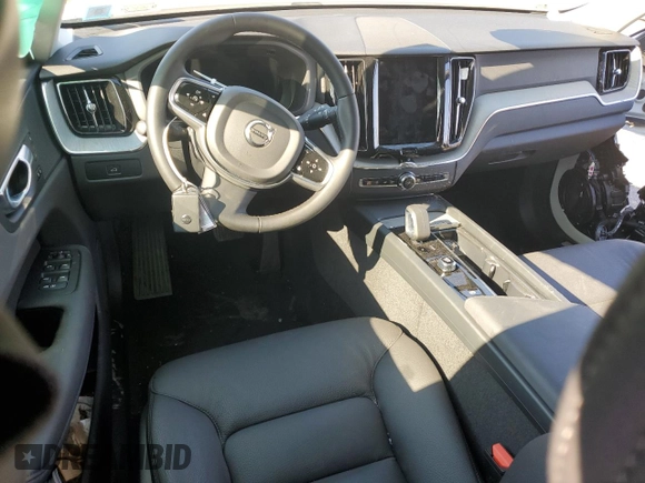 2025 Volvo XC60 Plus с VIN YV4M12RC1S1116731, выставлен на аукционе Copart как лот 44860085 с пробегом 1 923 миль миль и Чистый • Clean title. История ставок и продаж доступна на DreamBid. Изображение 8.
