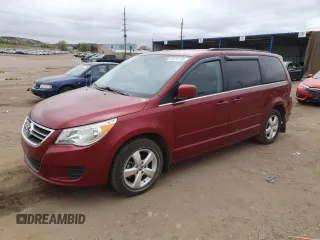 2011 Volkswagen Routan SE z VIN 2V4RW3DG9BR641886, wystawiony jako Copart lot #53134155 z przebiegiem 117 264 mil mil oraz Szkoda całkowita • Salvage title. Historia ofert i sprzedaży dostępna na DreamBid. Obrazek 1.