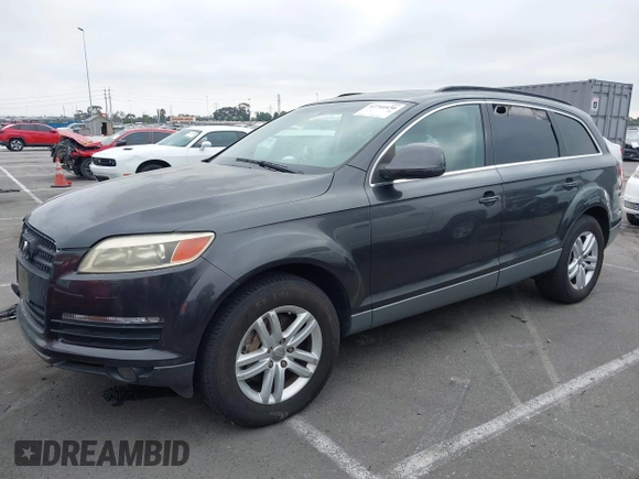 2007 Audi Q7 with VIN WA1AV74LX7D041803, listed as a IAAI auction lot 42744430 with 191,131 mi miles and . Bid and sale history available at DreamBid. Image 2.