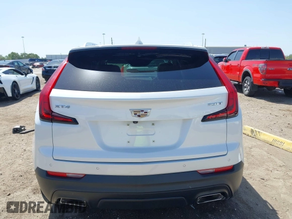 2020 Cadillac XT4 FWD Luxury with VIN 1GYAZAR40LF139918, listed as a IAAI auction lot 41829009 with 42,742 mi miles. Bid and sale history available at carsss.com. Image 16.