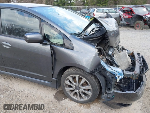 2013 Honda Fit Sport with VIN JHMGE8H54DC060946, listed as a IAAI auction lot 42095655 with 117,729 mi miles. Bid and sale history available at carsss.com. Image 17.
