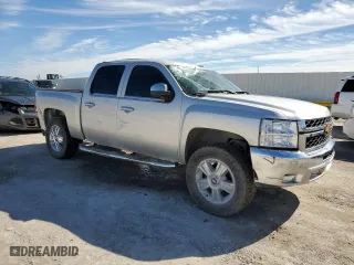 2012 Chevrolet Silverado 1500 LT with VIN 3GCPCSE03CG193433, listed as a Copart auction lot 43323575 with 171,040 mi miles and Salvage Title. Bid and sale history available at carsss.com. Image 4.