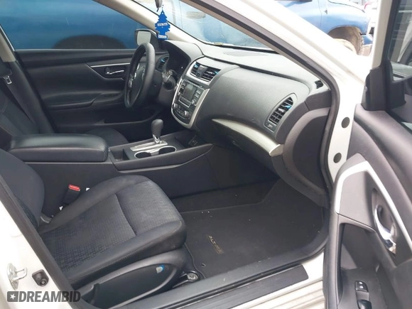 2017 Nissan Altima 2.5 SV with VIN 1N4AL3AP4HC116262, listed as a IAAI auction lot 41705107 with 162,309 mi miles. Bid and sale history available at carsss.com. Image 5.
