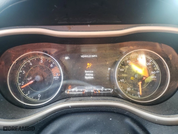 2017 Jeep Cherokee Limited with VIN 1C4PJMDB1HW584769, listed as a Copart auction lot 46450025 with 183,986 mi miles and Salvage Title. Bid and sale history available at carsss.com. Image 9.
