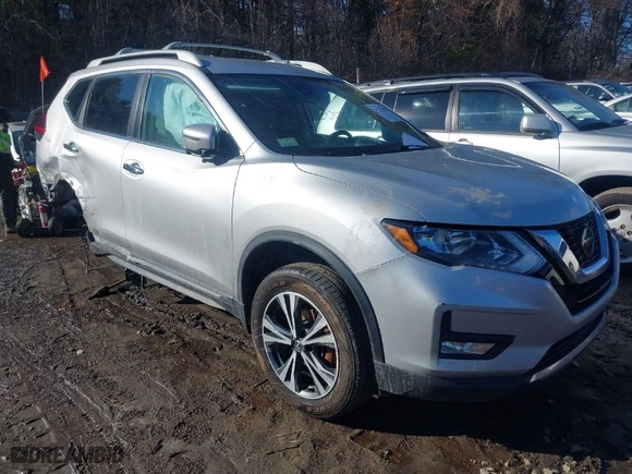 2018 Nissan Rogue S with VIN 5N1AT2MV0JC815212, listed as a IAAI auction lot 41537700 with 100,115 mi miles. Bid and sale history available at carsss.com. Image 1.