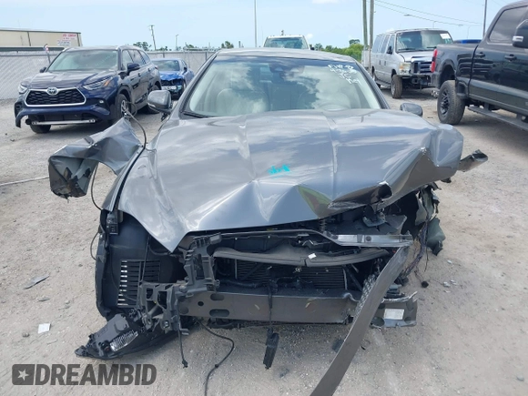 2019 Jaguar XJ Portfolio with VIN SAJWA2G75K8W19401, listed as a IAAI auction lot 42214533 with 64,909 mi miles and . Bid and sale history available at DreamBid. Image 13.