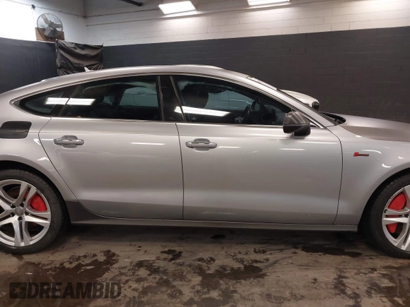 2018 Audi A7 Prestige with VIN WAU23AFC4JN034435, listed as a IAAI auction lot 41193774 with 61,833 mi miles. Bid and sale history available at carsss.com. Image 13.