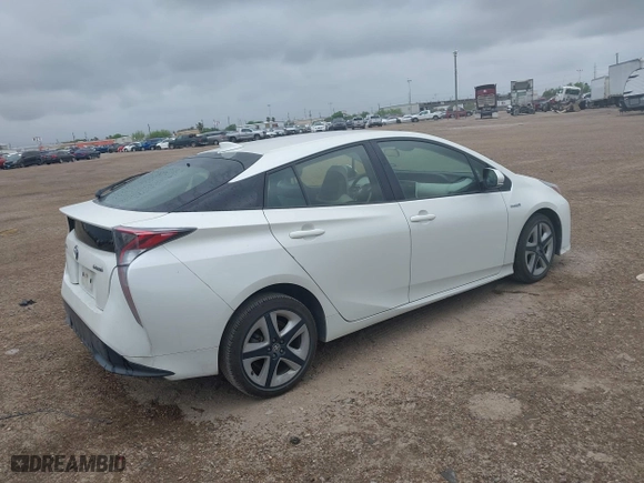 2016 Toyota Prius Four with VIN JTDKARFU2G3000756, listed as a IAAI auction lot 41880314 with 298,943 mi miles. Bid and sale history available at carsss.com. Image 4.