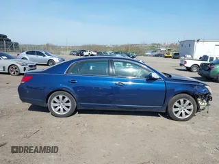 2005 Toyota Avalon XL with VIN 4T1BK36B55U054645, listed as a IAAI auction lot 42069828 with 184,789 mi miles and . Bid and sale history available at carsss.com. Image 14.